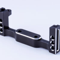 D1-M3-22L【MC-Ⅲ用 アルミ製ベルクランクベース(下側)】¥2,600(税別) D1-M3-22L【MC-Ⅲ用 アルミ製ベルクランクベース(下側)】¥2,600(税別)